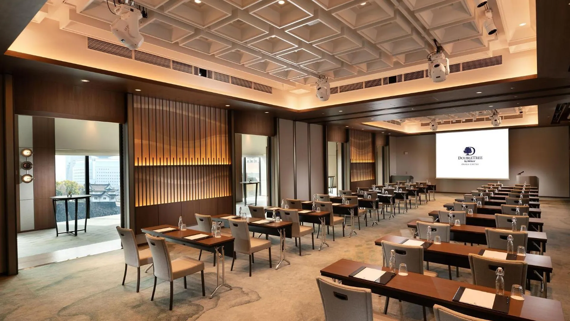 Hotel Doubletree By Hilton Osaka Castle
